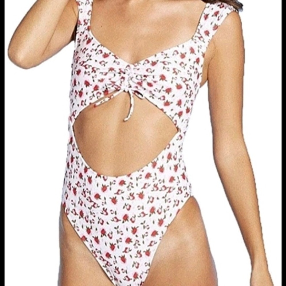 Junior one piece swimsuit
